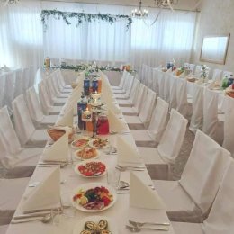 August Ośrodek Wypoczynkowy - Sale weselne