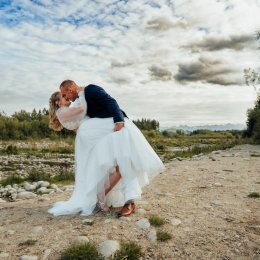 Uroczyście - Kamerzysta na wesele