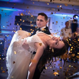 Studio Pod Krawatem - fotografie tworzone z emocji - Fotograf ślubny