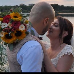 Cherry Films Piotr Pietraszko- reportaże ślubne - Kamerzysta na wesele