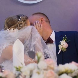 Szukasz dłuższego filmu? - Kamerzysta na wesele