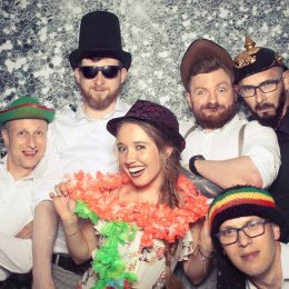 Your Crush - Oprawa muzyczna