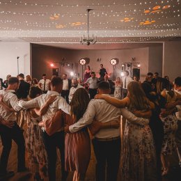 One Love 100 % live - Oprawa muzyczna