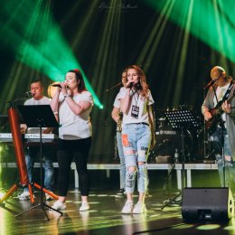 Niepokorni - Oprawa muzyczna