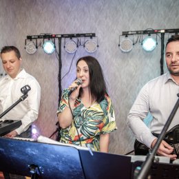 FONIC - Oprawa muzyczna