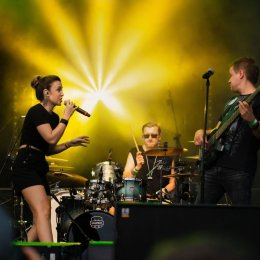 2Faces Coverband - 100% live - Oprawa muzyczna