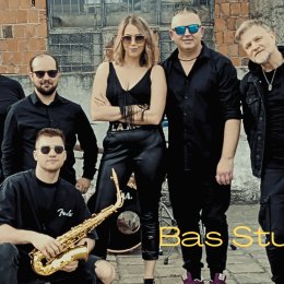 Studio Bas cover band - Oprawa muzyczna