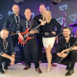 Devenir Band - Oprawa muzyczna