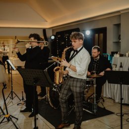Zespół instrumentalny 2saxy4you - Oprawa muzyczna