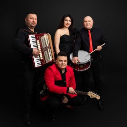 Zespół Novi - Oprawa muzyczna