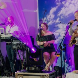 Maykipolo - Oprawa muzyczna