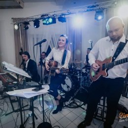 Zespół Cinnamon - Oprawa muzyczna