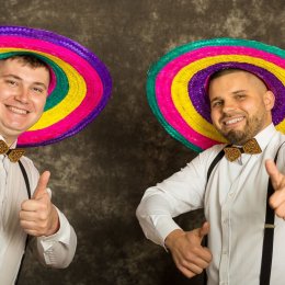 Muzyczni - Oprawa muzyczna