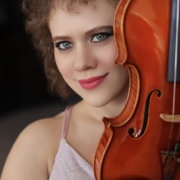 Julia Pastewska Violin Skrzypce i śpiew - Oprawa muzyczna
