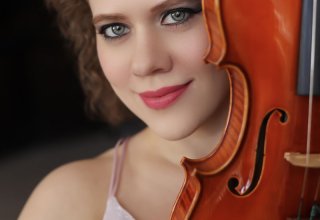Julia Pastewska Violin Skrzypce i śpiew