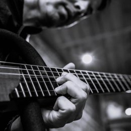 Gitarol Karol Olejniczak - Oprawa muzyczna