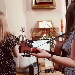 Schola - Dominika, Klaudia, Kamila - Oprawa muzyczna