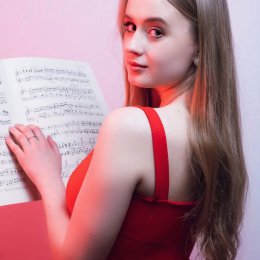 Julia Pliś wokalistka skrzypaczka - Oprawa muzyczna