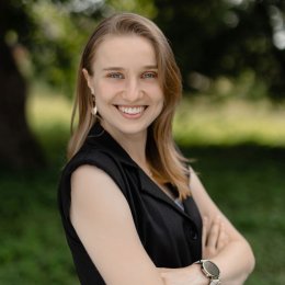 Wokalistka Karolina Jezierska - Oprawa muzyczna