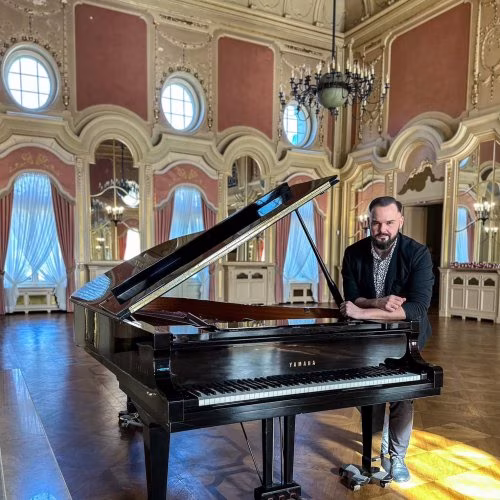 Pianista Jakub Czech - Oprawa muzyczna