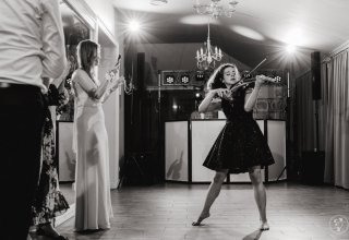 Skrzypałka oprawa ślubu/violin show