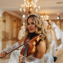 Skrzypaczka Julia Błachuta - Oprawa muzyczna