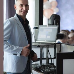 Dj & Wodzirej MARIO Mariusz Korecki - DJ na wesele