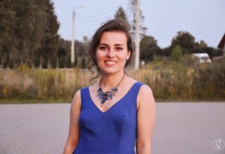 Wokalistka Julia Wawrowska