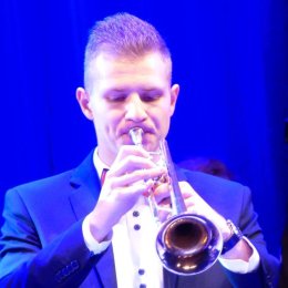 Adrian Górczewski - trąbka - Oprawa muzyczna