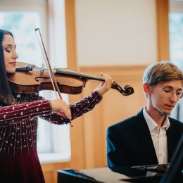 Art Adore - Oprawa muzyczna