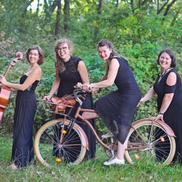 kwartet smyczkowy ESCAPE - muzyczna elegancja - Oprawa muzyczna