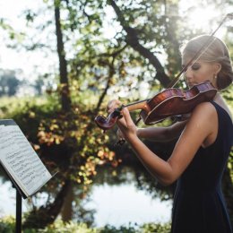 Skrzypce - oprawa muzyczna - Musique.Band - Oprawa muzyczna