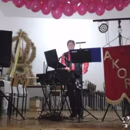 Jednoosobowa orkiestra - Oprawa muzyczna