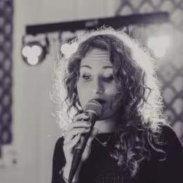 Emilia Ziegler - Oprawa muzyczna