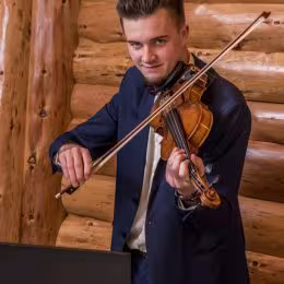 Skrzypce - Jakub Adamczyk - Oprawa muzyczna