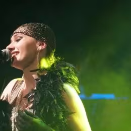 Solistka Natalia Słowikowska - Oprawa muzyczna