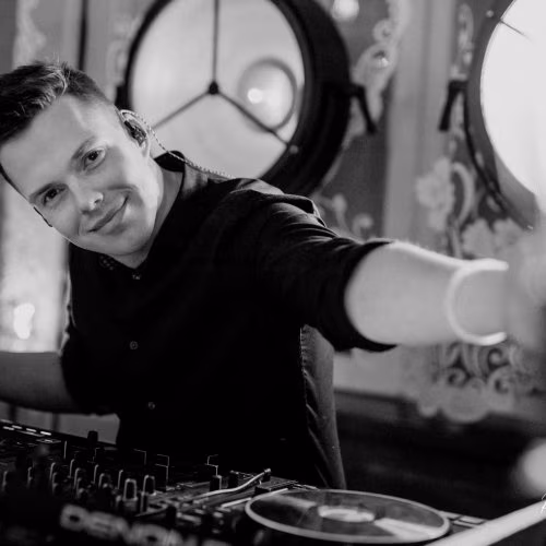MUSIC Bistro DJ - DJ na wesele