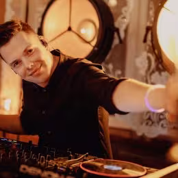 MUSIC Bistro DJ - DJ na wesele