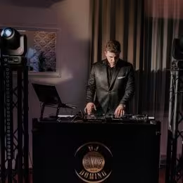 DJ Dominik Nowak - DJ na wesele