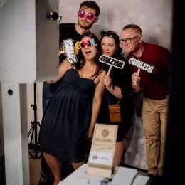 BestBudka - Fotobudka - Atrakcje weselne