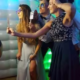 Fotobudka Foto - Smile - Atrakcje weselne