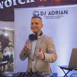 Dj/Wodzirej Adrian Głowacki - DJ na wesele