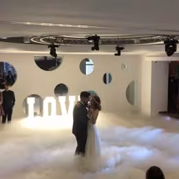 Ciężki dym Tomasz Cichy Events - Atrakcje weselne