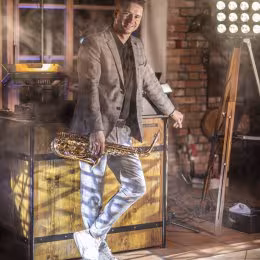 LUKAS dj/muzyk Łukasz Włodek - DJ na wesele