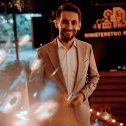 Ministerstwo Rozrywki - Oprawa muzyczna