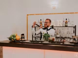 On The Rocks Bar obsługa barmańska