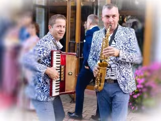 Roberto Sax & Silvo Akordion