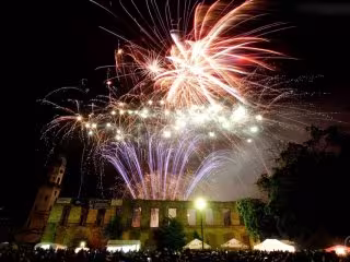 Artes Pokazy Pirotechniczne