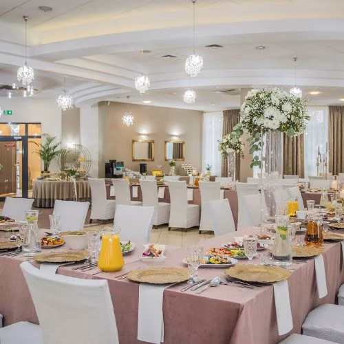 Restauracja -  Lech Dom Gościnny - Sale weselne