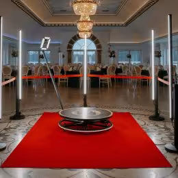 📸 FOTOBUDKA 360 na Twoje wesele! 🎉 - Fotobudka na wesele